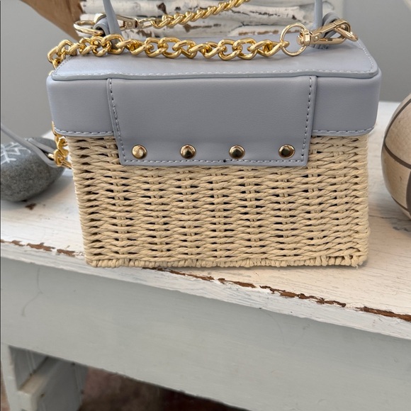 ⭐️NWOT Like Dreams mini Picnic Crossbody⭐️ - Picture 6 of 8